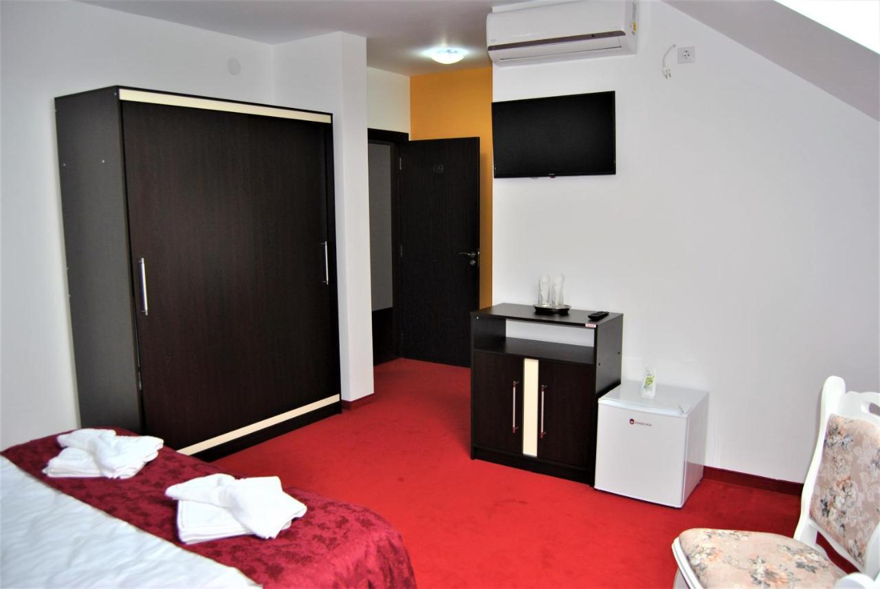 Ari Events Hotel Caseiu Luaran gambar