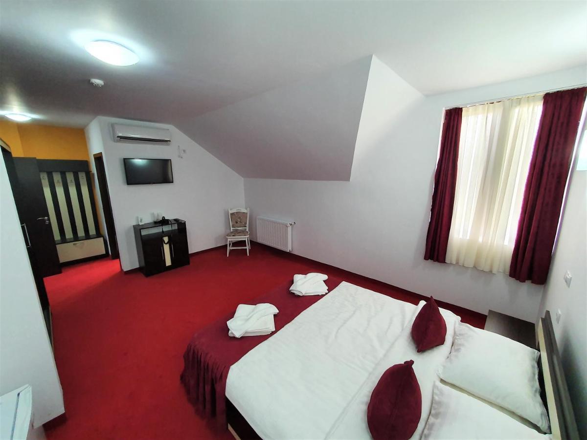 Ari Events Hotel Caseiu Luaran gambar